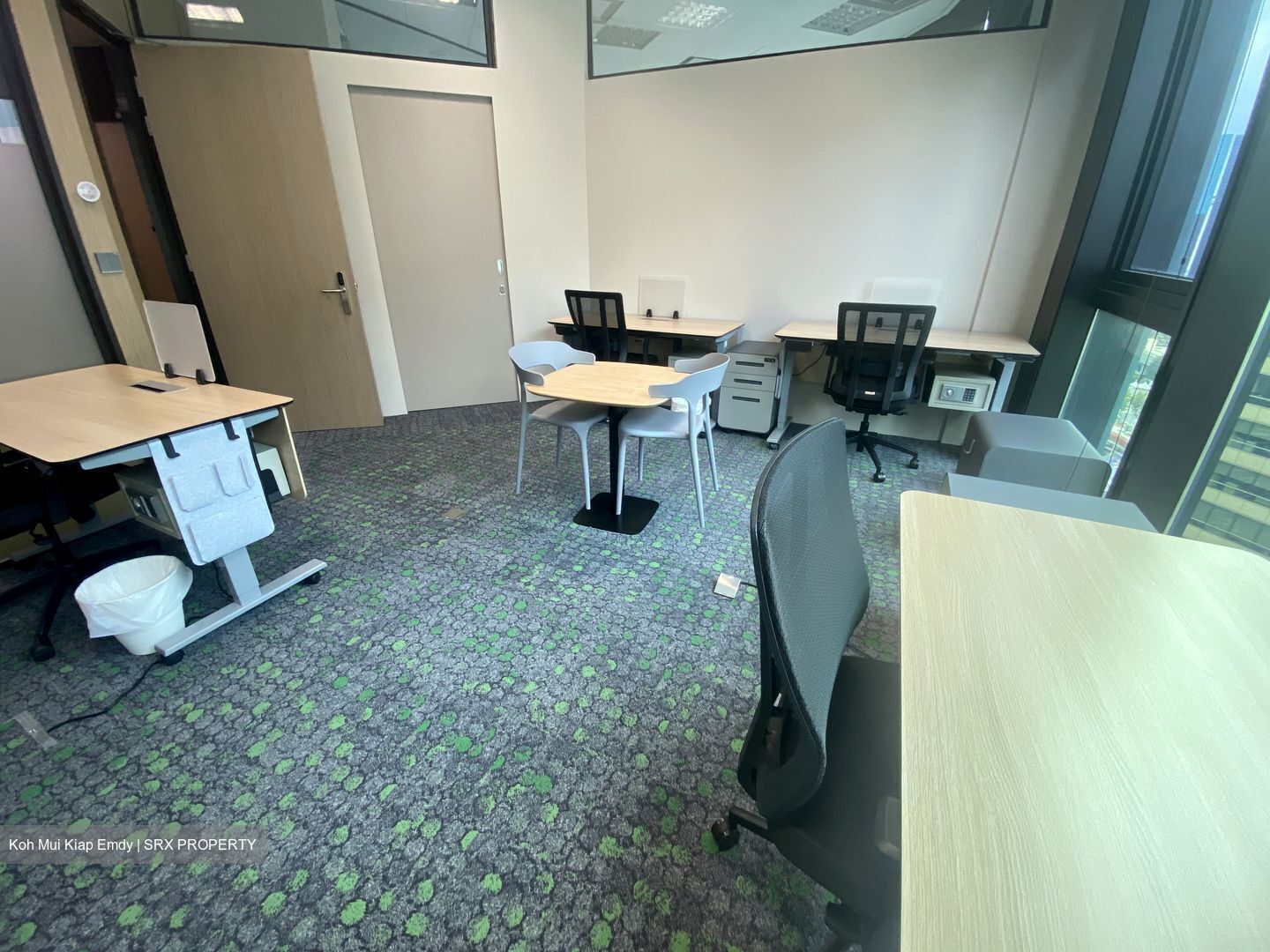 Hub Synergy Point (D2), Office #444829221
